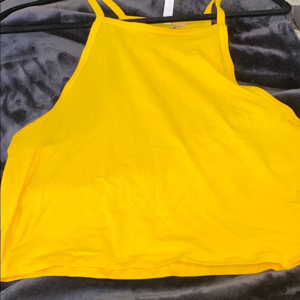 Tank top crop top